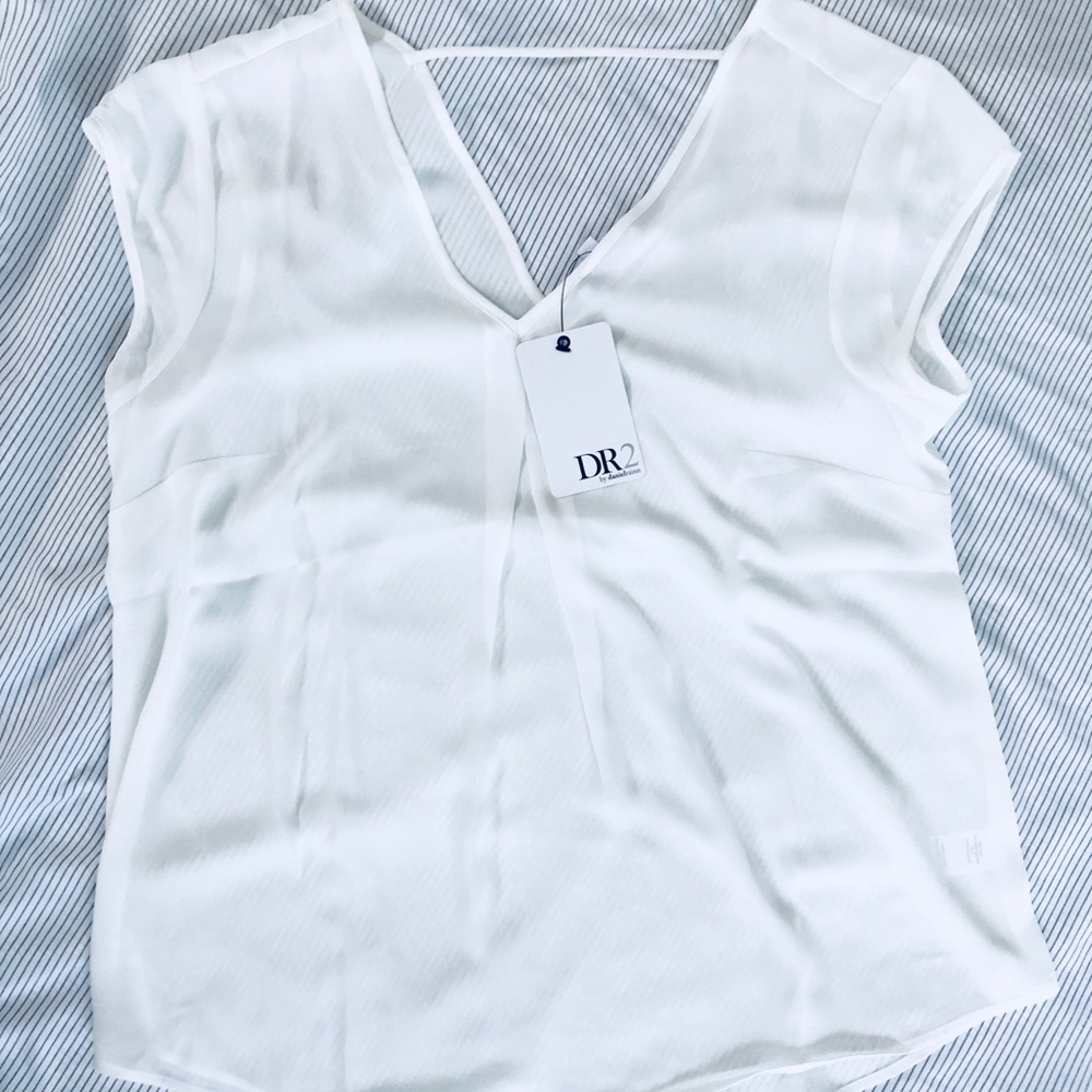 SMALL NWT Daniel Rainn pleated front blouse